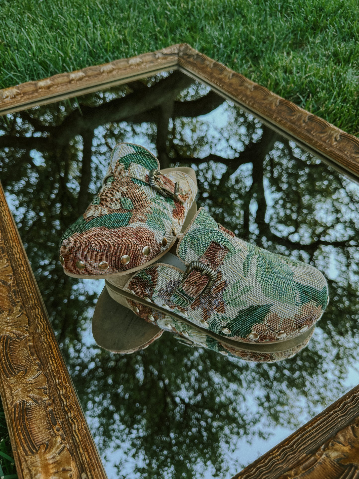 Grandma Clog